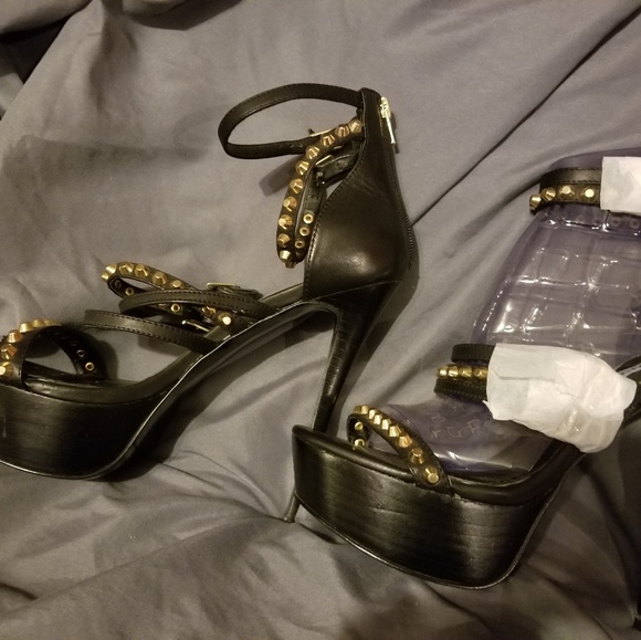 Steve Madden Rominaa heels. - Picture 4 of 6
